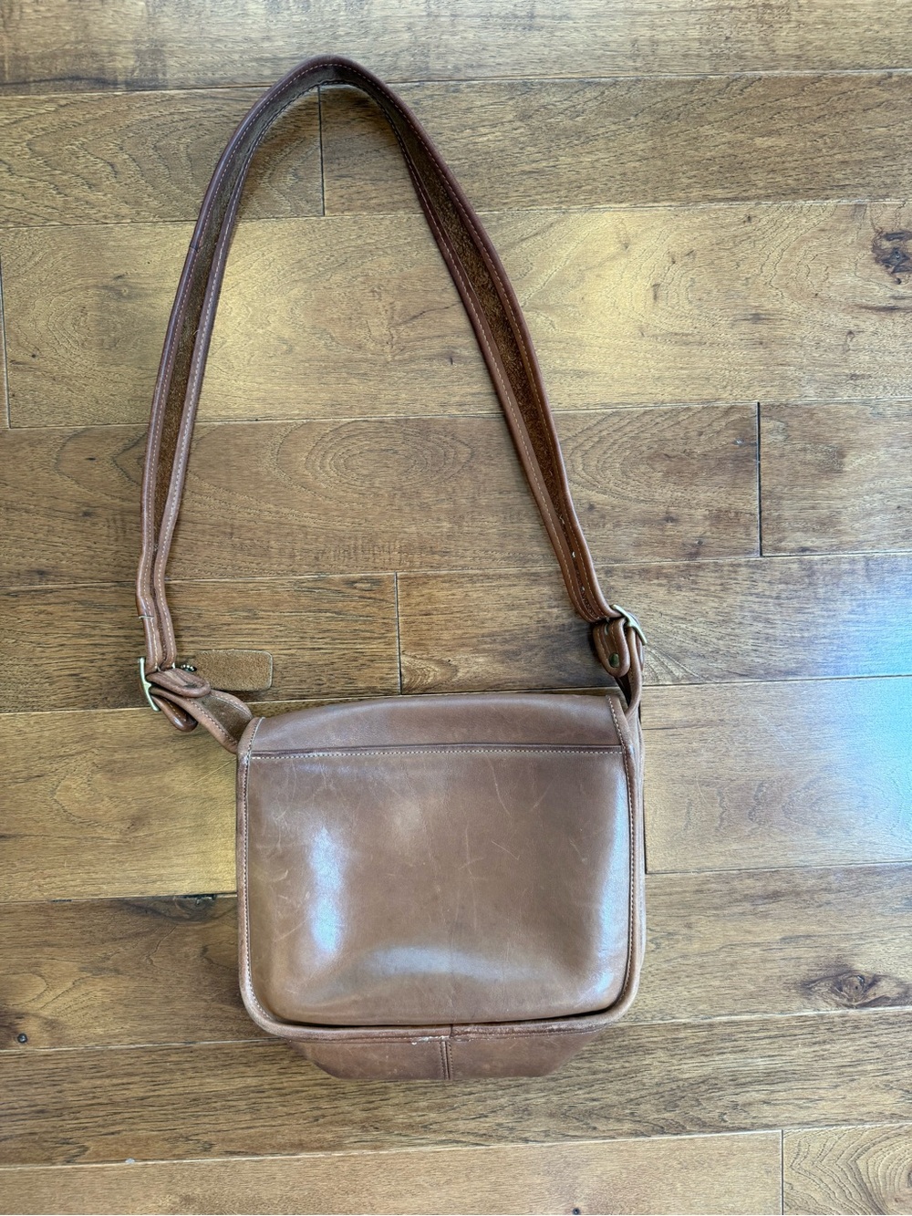 Vintage Coach NYC Brown Leather Bag USA Made Style 4519 - Picture 4 of 7